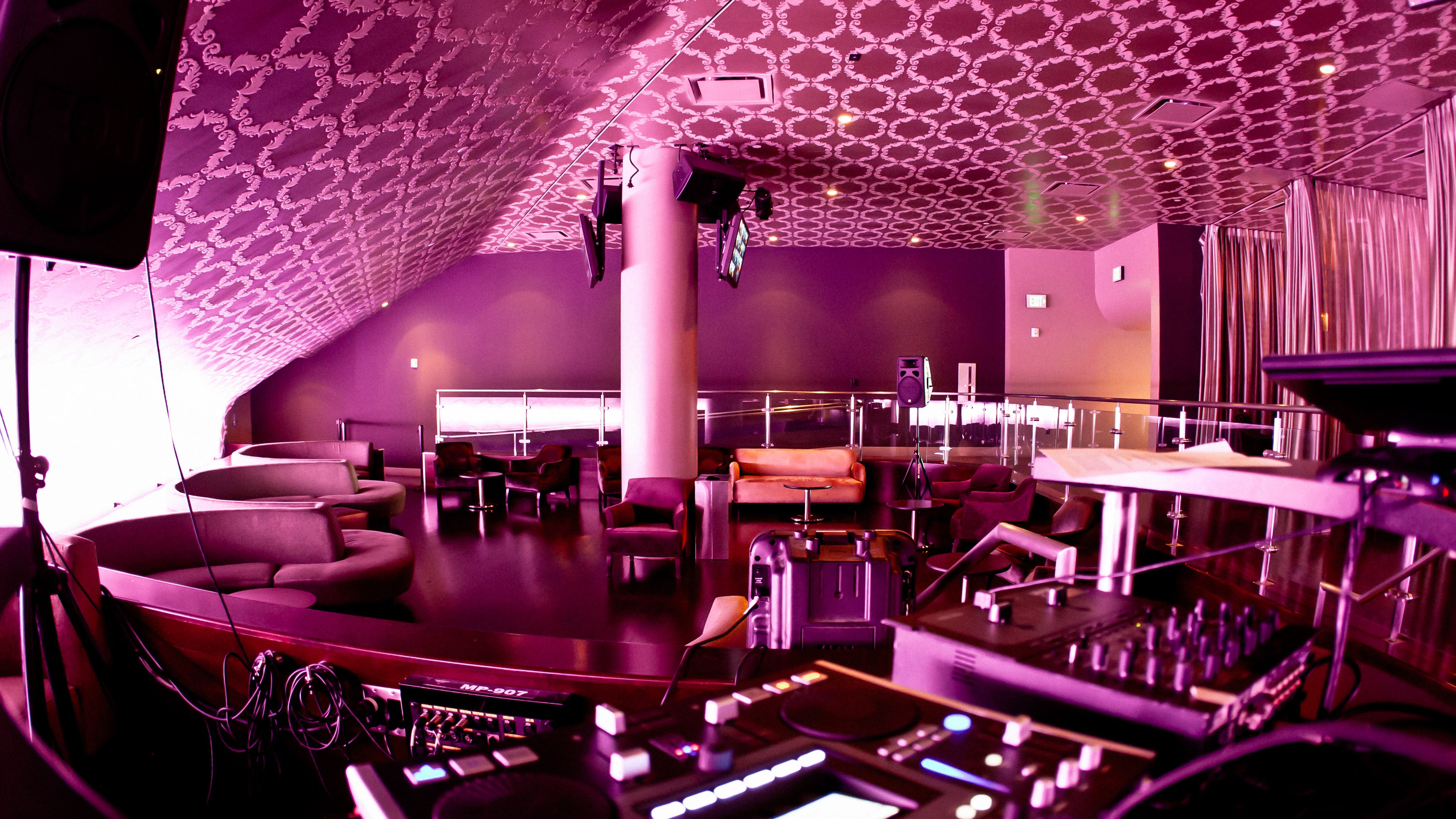 The Lounge | The Novo